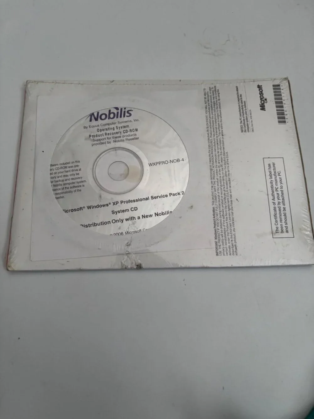 Microsoft Windows XP Professional Version 2002 System CD Nobilis Distribution On